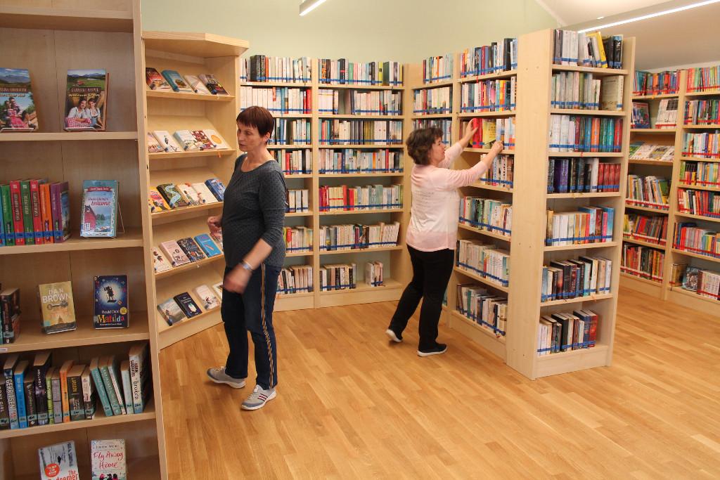 Bücherei Handenberg innen