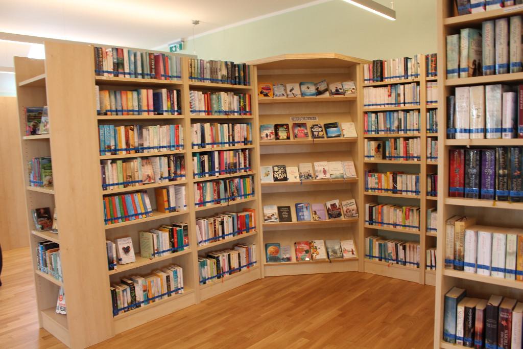 Bücherei Handenberg innen